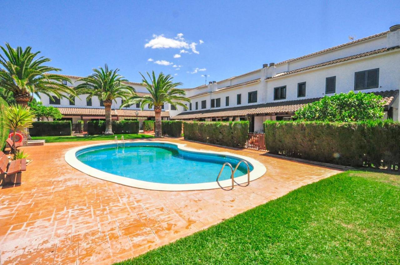 Calderon De La Barca - Only Families Villa Cambrils Exterior photo