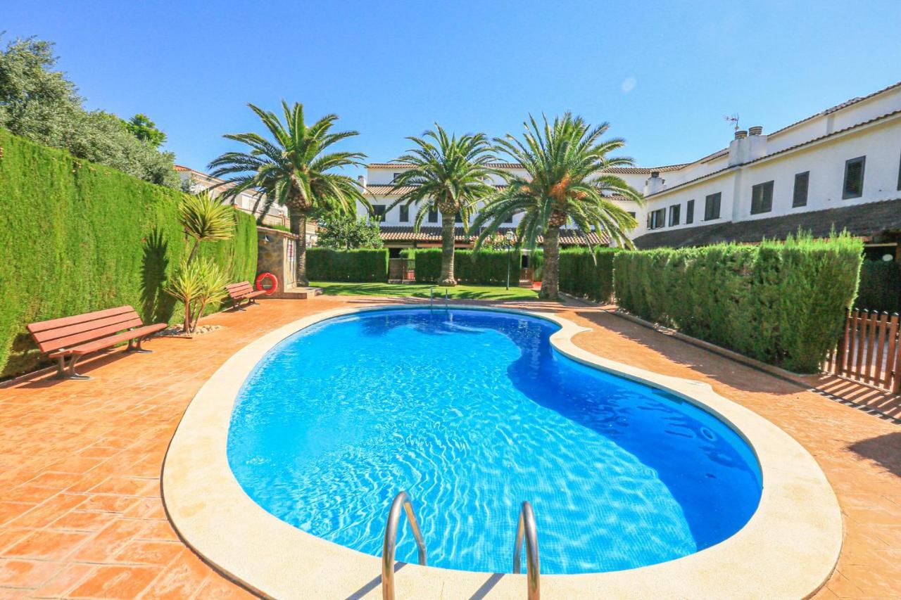 Calderon De La Barca - Only Families Villa Cambrils Exterior photo