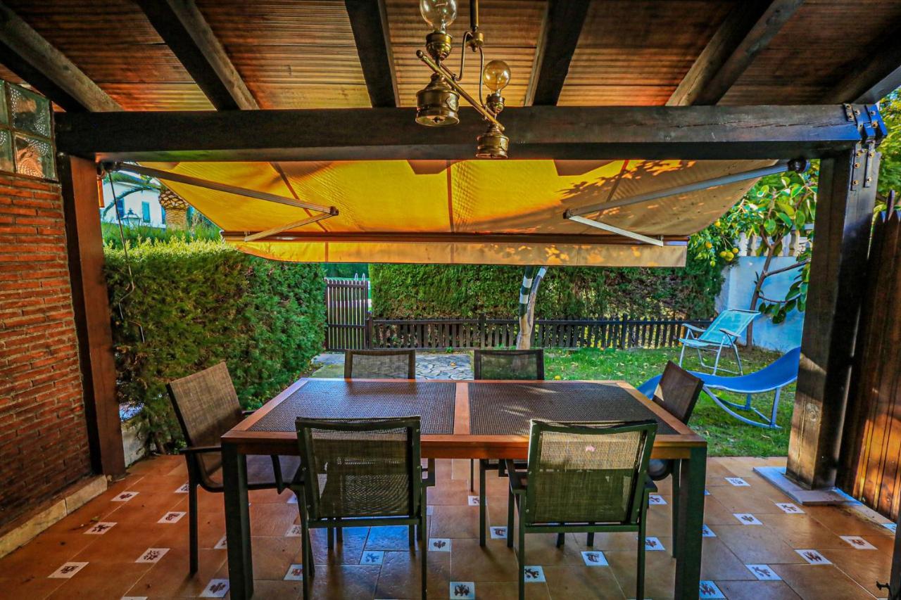 Calderon De La Barca - Only Families Villa Cambrils Exterior photo