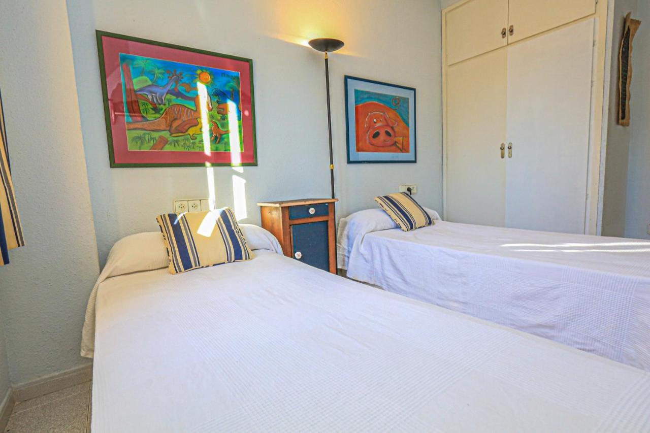 Calderon De La Barca - Only Families Villa Cambrils Exterior photo