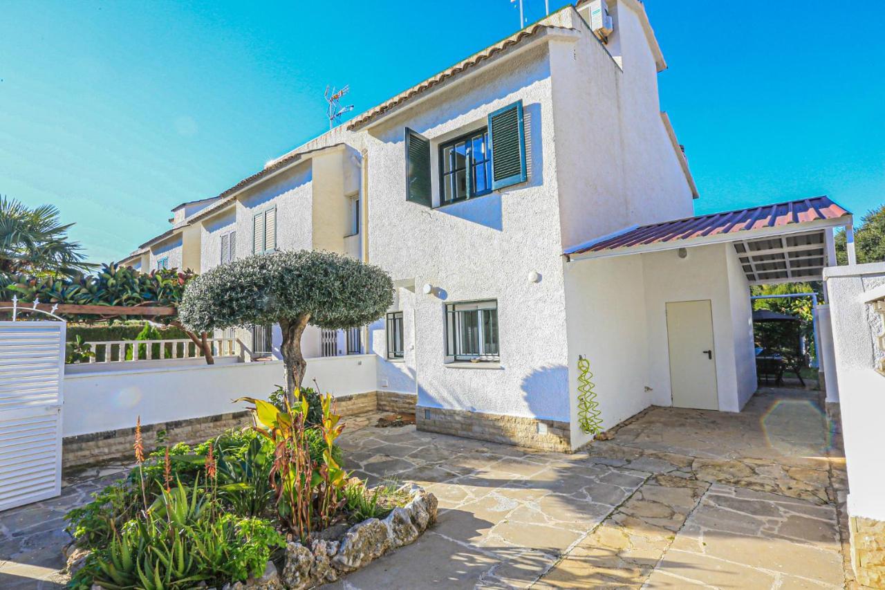 Calderon De La Barca - Only Families Villa Cambrils Exterior photo