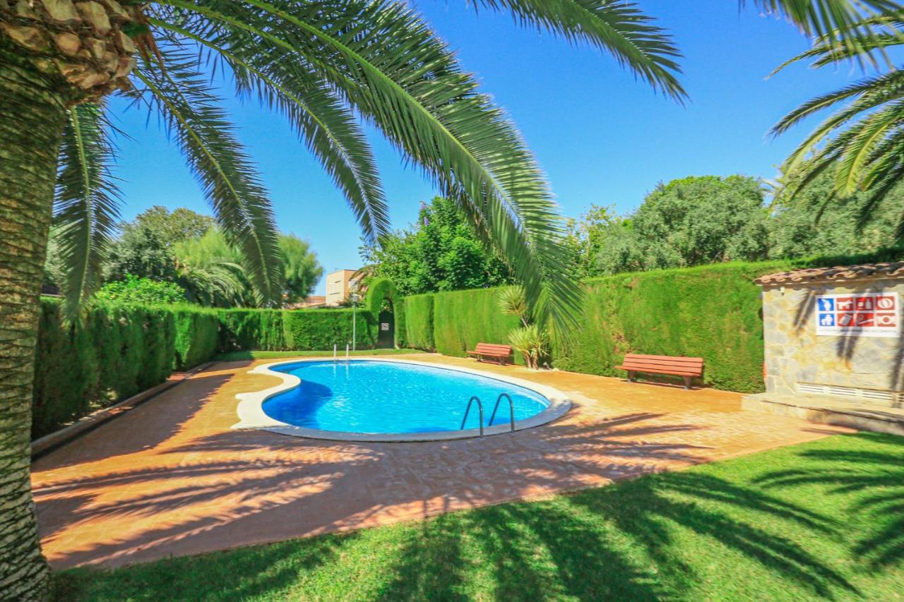 Calderon De La Barca - Only Families Villa Cambrils Exterior photo