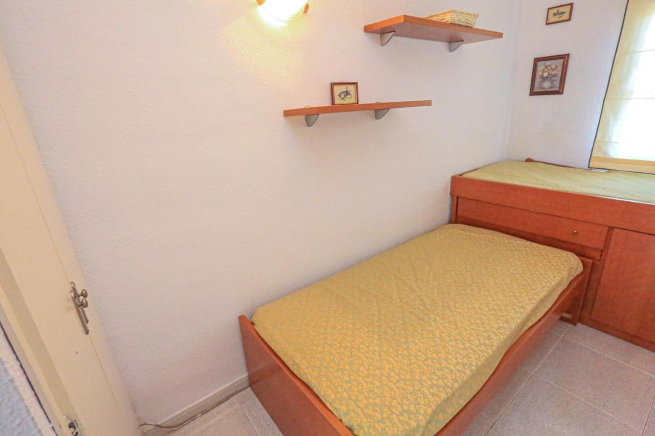 Calderon De La Barca - Only Families Villa Cambrils Exterior photo